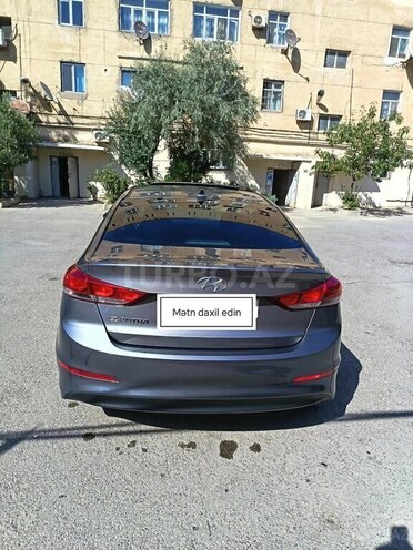Hyundai Elantra 2018, 85,295 km - 2.0 l - Bakı
