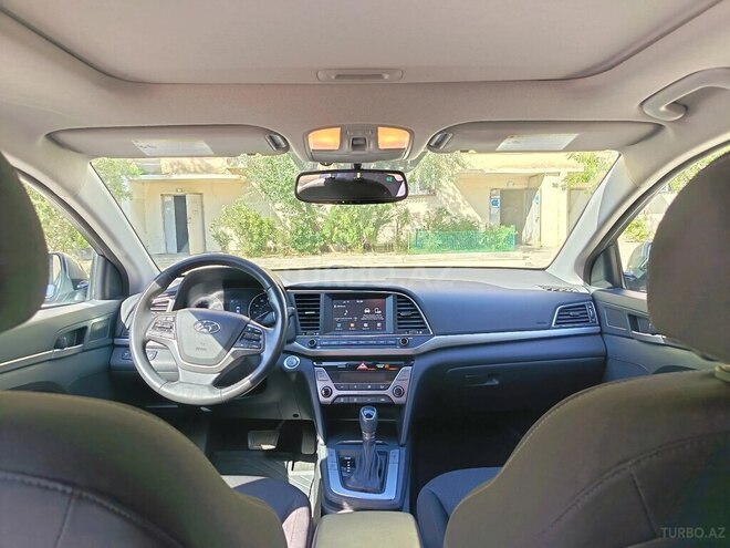 Hyundai Elantra 2018, 85,295 km - 2.0 l - Bakı