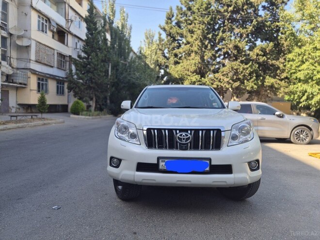 Toyota Land Cruiser Prado-6