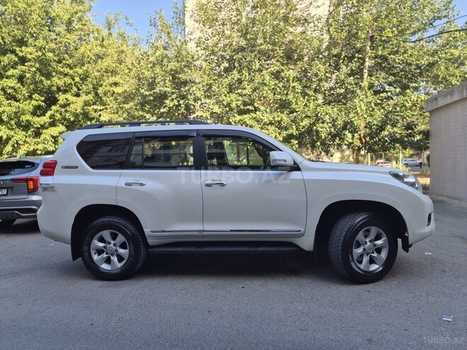 Toyota Land Cruiser Prado-3