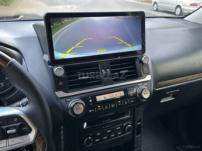 Toyota Land Cruiser Prado-16