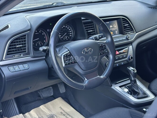 Hyundai Elantra 2017, 105,000 km - 2.0 l - Bakı