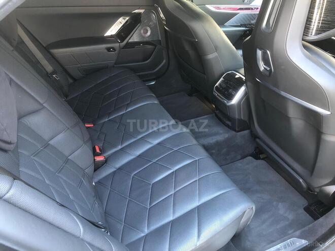 BMW i7 2023, 33,660 km - 0.0 l - Bakı