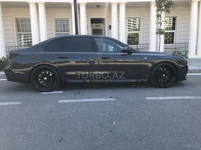 BMW i7 2023, 33,660 km - 0.0 l - Bakı