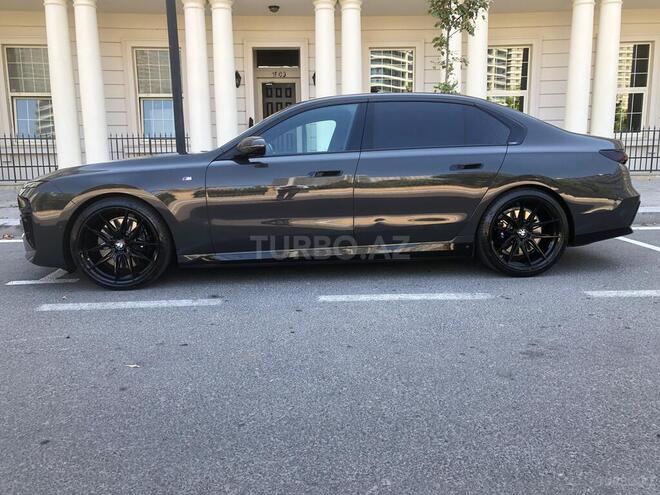 BMW i7 2023, 33,660 km - 0.0 l - Bakı