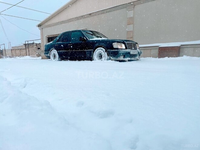 Mercedes E 220 1994, 598,000 km - 2.2 l - Bakı