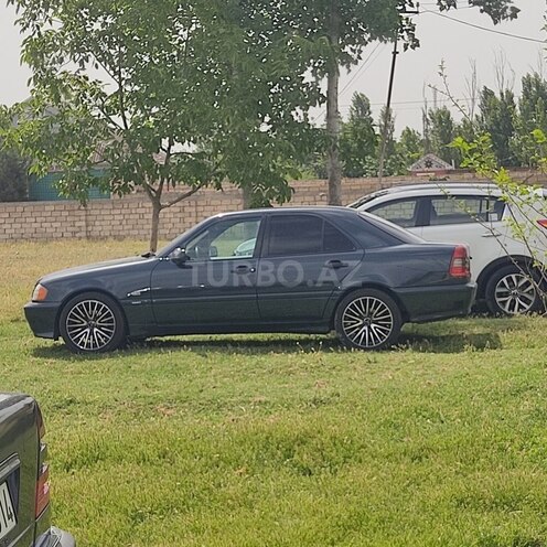 Mercedes C 230 1996, 439,500 km - 2.3 л - Bakı