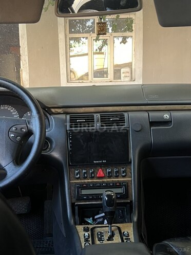 Mercedes E 270 1999, 350,000 km - 2.7 l - Füzuli