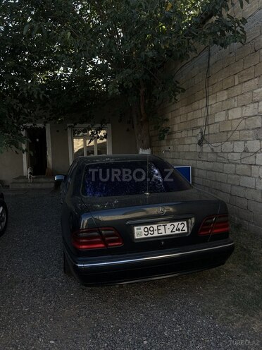 Mercedes E 270 1999, 350,000 km - 2.7 l - Füzuli