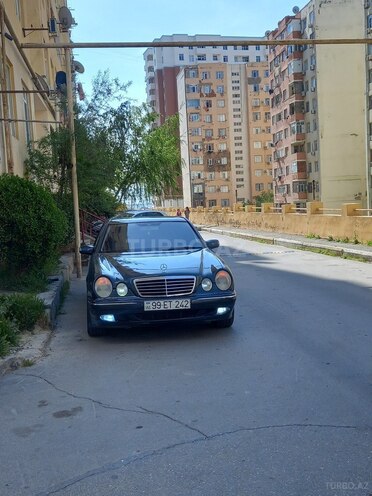Mercedes E 270 1999, 350,000 km - 2.7 l - Füzuli