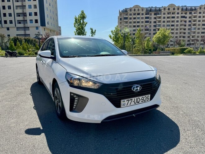 Hyundai IONIQ-4