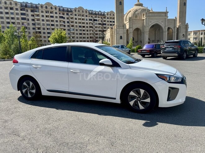 Hyundai IONIQ-6