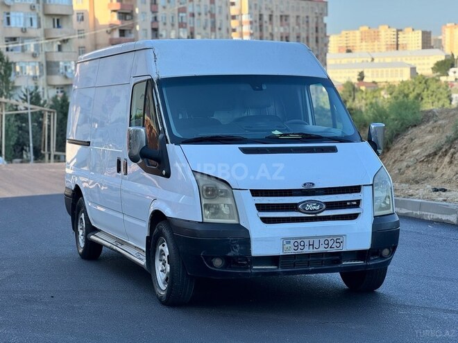 Ford Transit-2