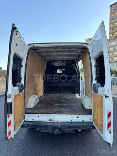 Ford Transit-5