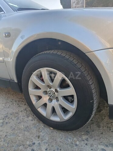 Volkswagen Passat 2001, 226,725 km - 1.8 l - Sumqayıt