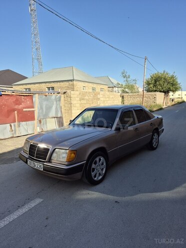 Mercedes E 200 1994, 370,000 km - 2.0 л - Bakı