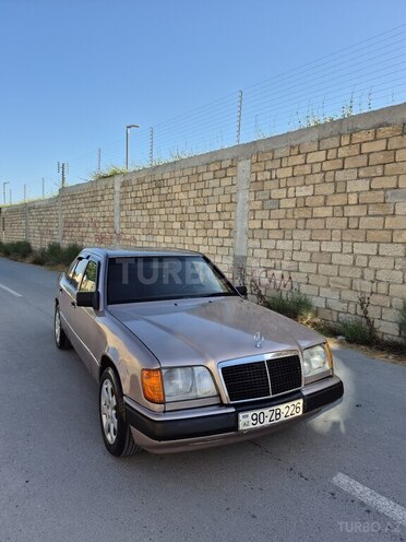 Mercedes E 200 1994, 370,000 km - 2.0 л - Bakı