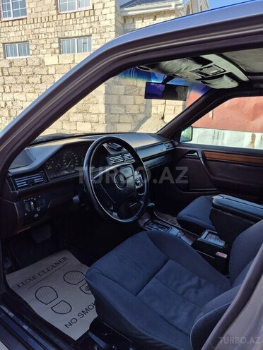 Mercedes E 200 1994, 370,000 km - 2.0 л - Bakı