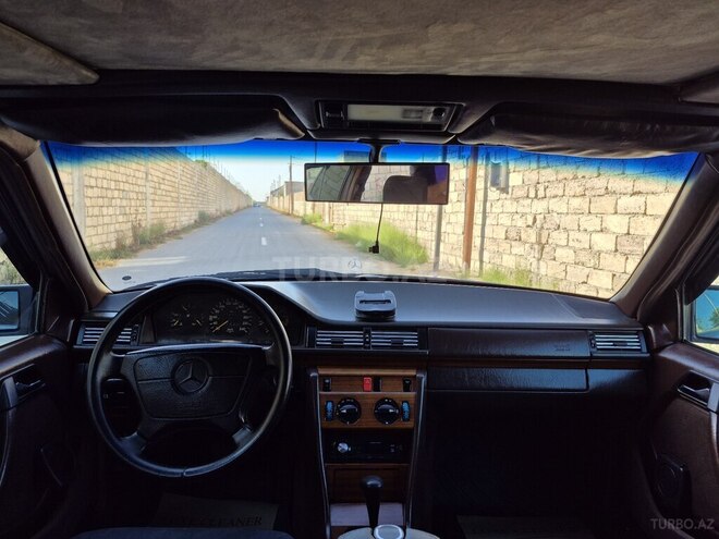 Mercedes E 200 1994, 370,000 km - 2.0 л - Bakı