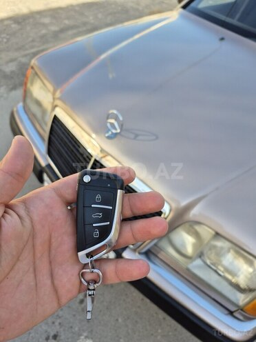 Mercedes E 200 1994, 370,000 km - 2.0 л - Bakı