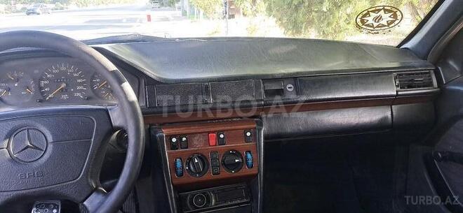 Mercedes E 250 1990, 846,622 km - 2.5 l - Naxçıvan