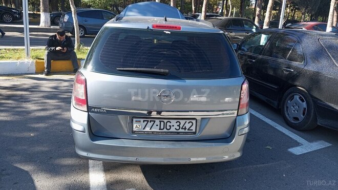 Opel Astra 2008, 198,000 km - 1.3 l - Ağcabədi