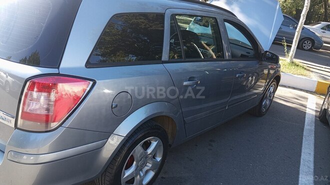 Opel Astra 2008, 198,000 km - 1.3 l - Ağcabədi