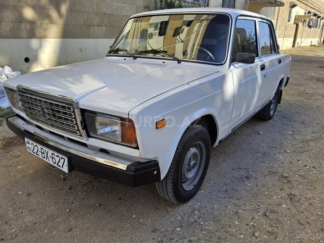 LADA (VAZ) 2107 2009, 212,000 km - 1.6 л - Şirvan