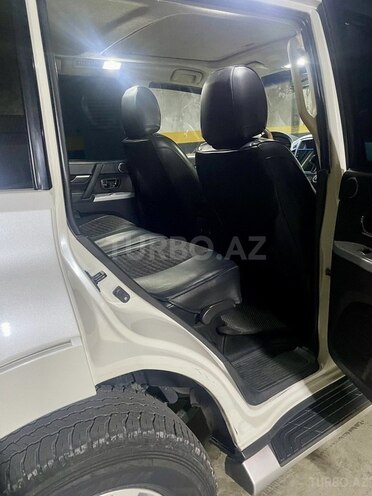 Mitsubishi Pajero 2013, 168,059 km - 3.0 л - Bakı