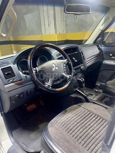 Mitsubishi Pajero 2013, 168,059 km - 3.0 л - Bakı