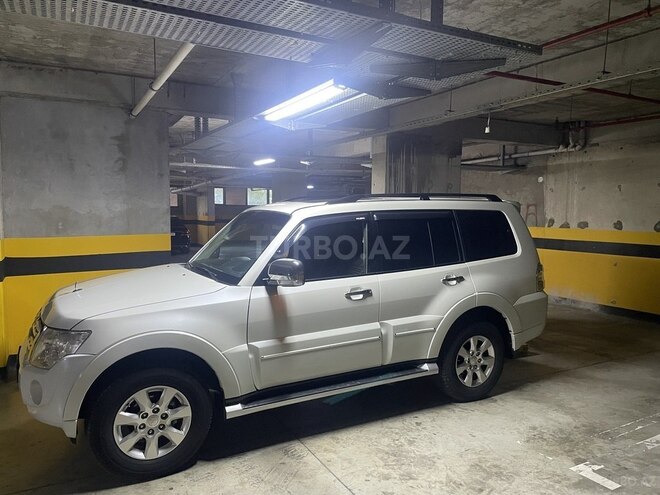 Mitsubishi Pajero 2013, 168,059 km - 3.0 л - Bakı