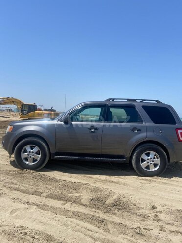 Ford Escape 2010, 300,000 km - 3.0 l - Bakı