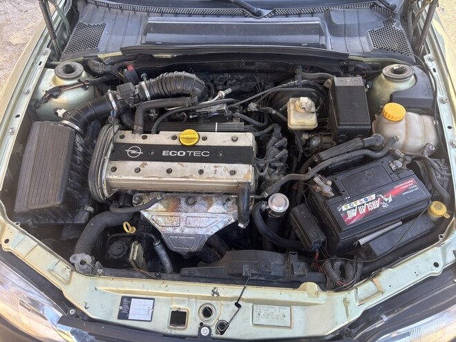 Opel Vectra 1996, 340,000 km - 2.0 l - Bakı