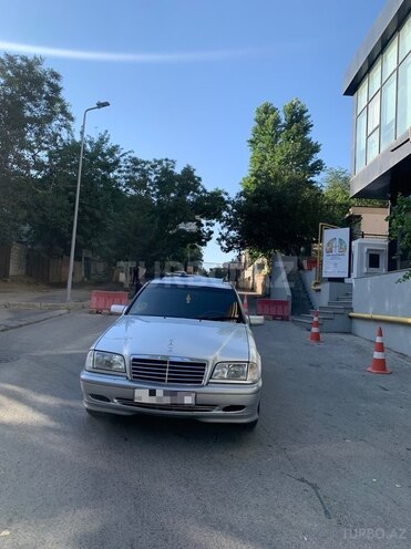 Mercedes C 220 d 1999, 436,000 km - 2.2 l - Bakı