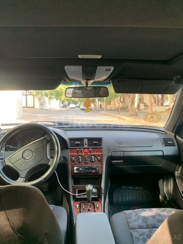 Mercedes C 220 d 1999, 436,000 km - 2.2 l - Bakı