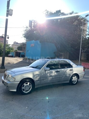 Mercedes C 220 d 1999, 436,000 km - 2.2 l - Bakı