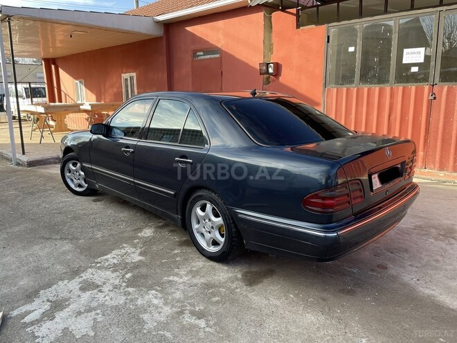 Mercedes E 220 d 2002, 400,000 km - 2.2 l - Biləsuvar