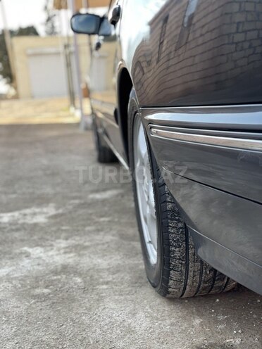 Mercedes E 220 d 2002, 400,000 km - 2.2 l - Biləsuvar