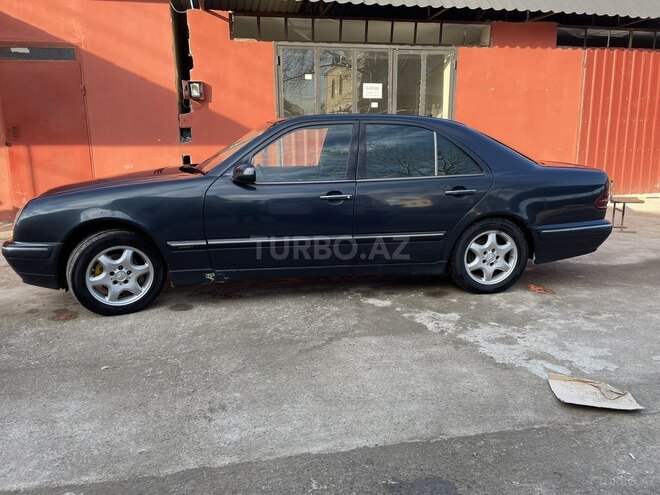 Mercedes E 220 d 2002, 400,000 km - 2.2 l - Biləsuvar