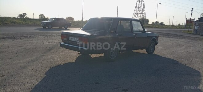 LADA (VAZ) 2107 2006, 258,963 km - 1.6 l - Salyan