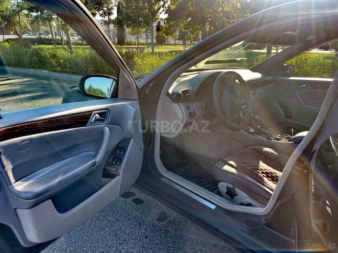 Mercedes C 240 2003, 341,000 km - 2.6 л - Bakı