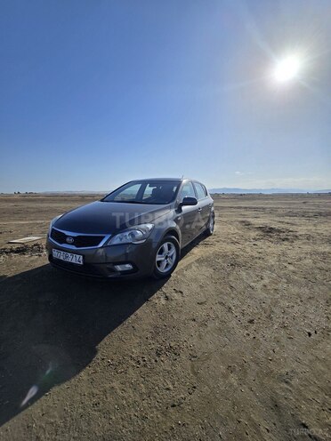 Kia Ceed 2011, 233,000 km - 1.6 l - Sumqayıt