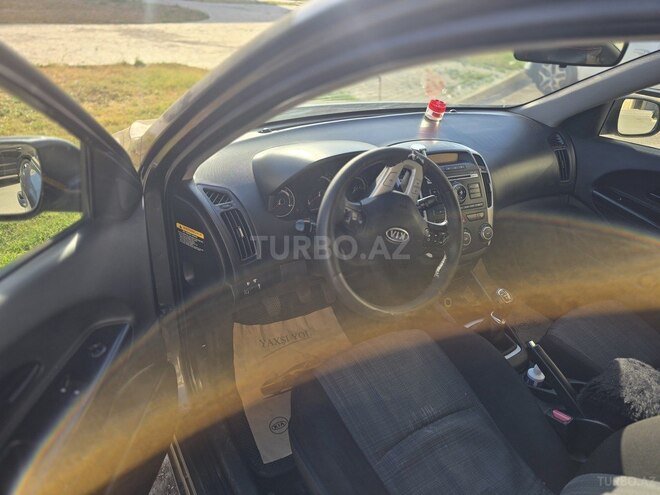 Kia Ceed 2011, 233,000 km - 1.6 l - Sumqayıt
