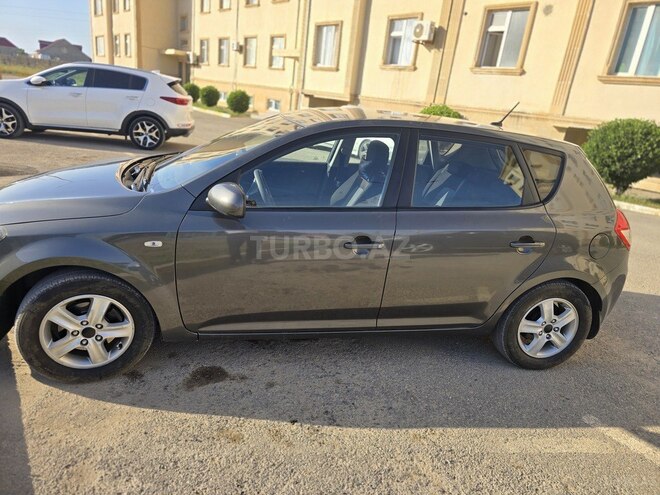 Kia Ceed 2011, 233,000 km - 1.6 l - Sumqayıt