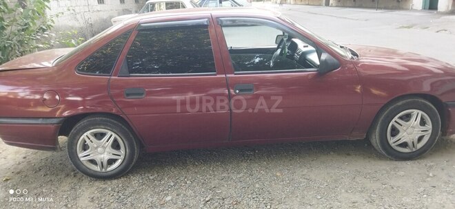 Opel Vectra 1992, 402,852 km - 1.8 l - Mingəçevir