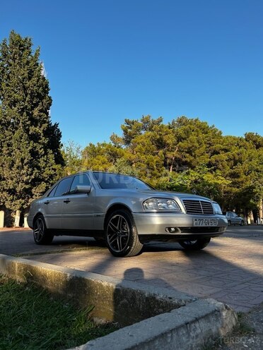 Mercedes C 180 1996, 270,000 km - 1.8 l - Sumqayıt