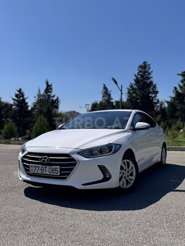 Hyundai Avante-2