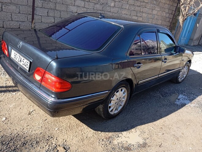 Mercedes E 230 1997, 385,000 km - 2.3 l - Bakı