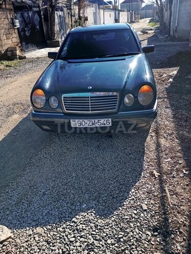 Mercedes E 230 1997, 385,000 km - 2.3 l - Bakı