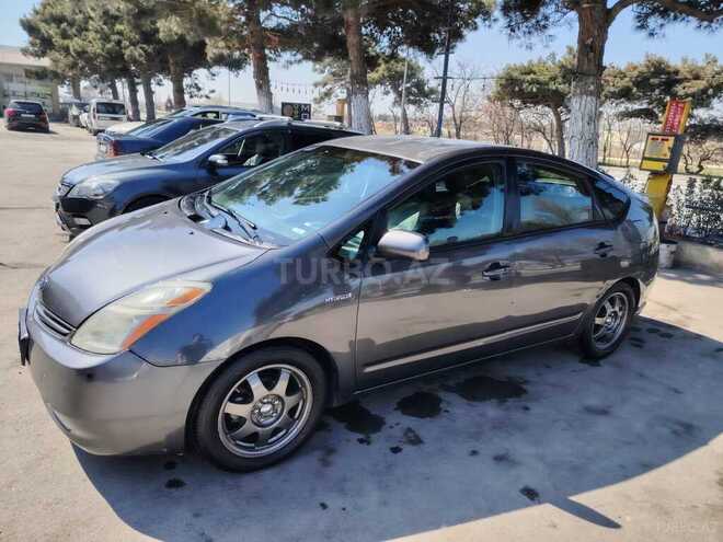 Toyota Prius-6